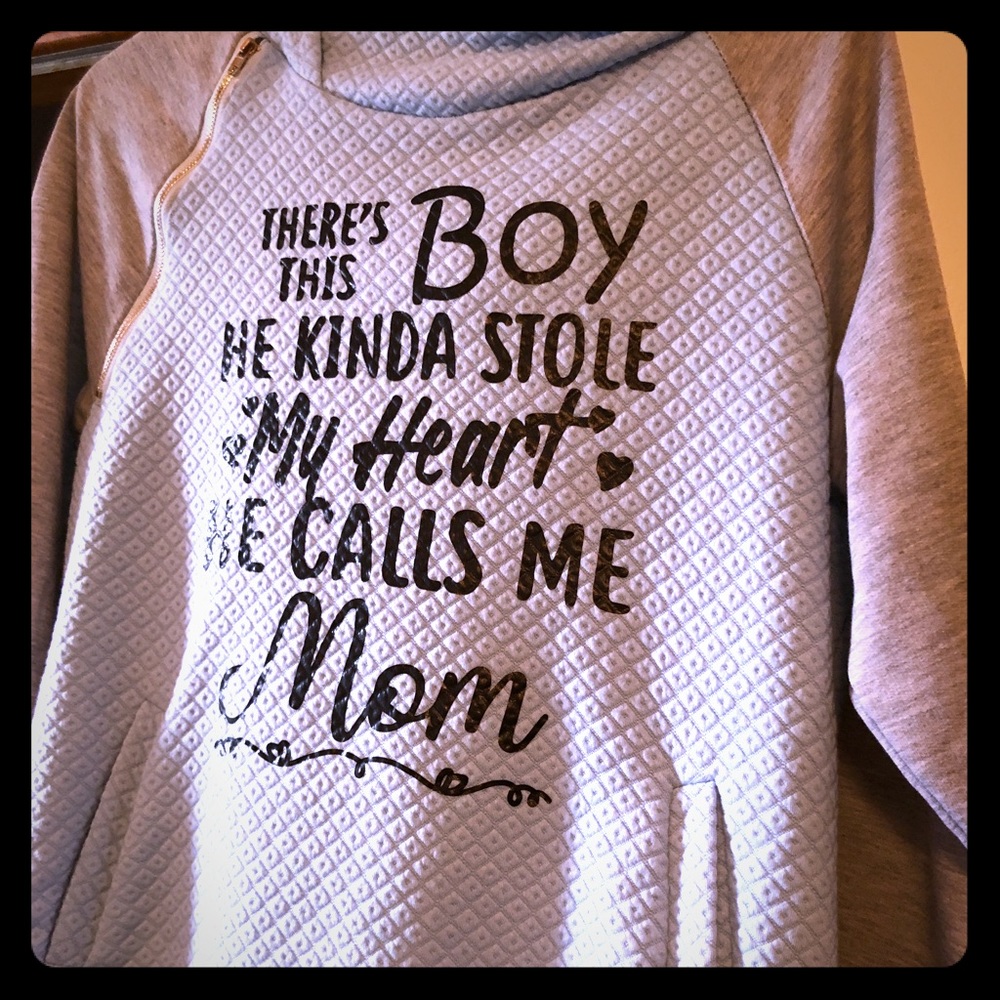 BoyMom Hoodie! ⭐️NWOT⭐️